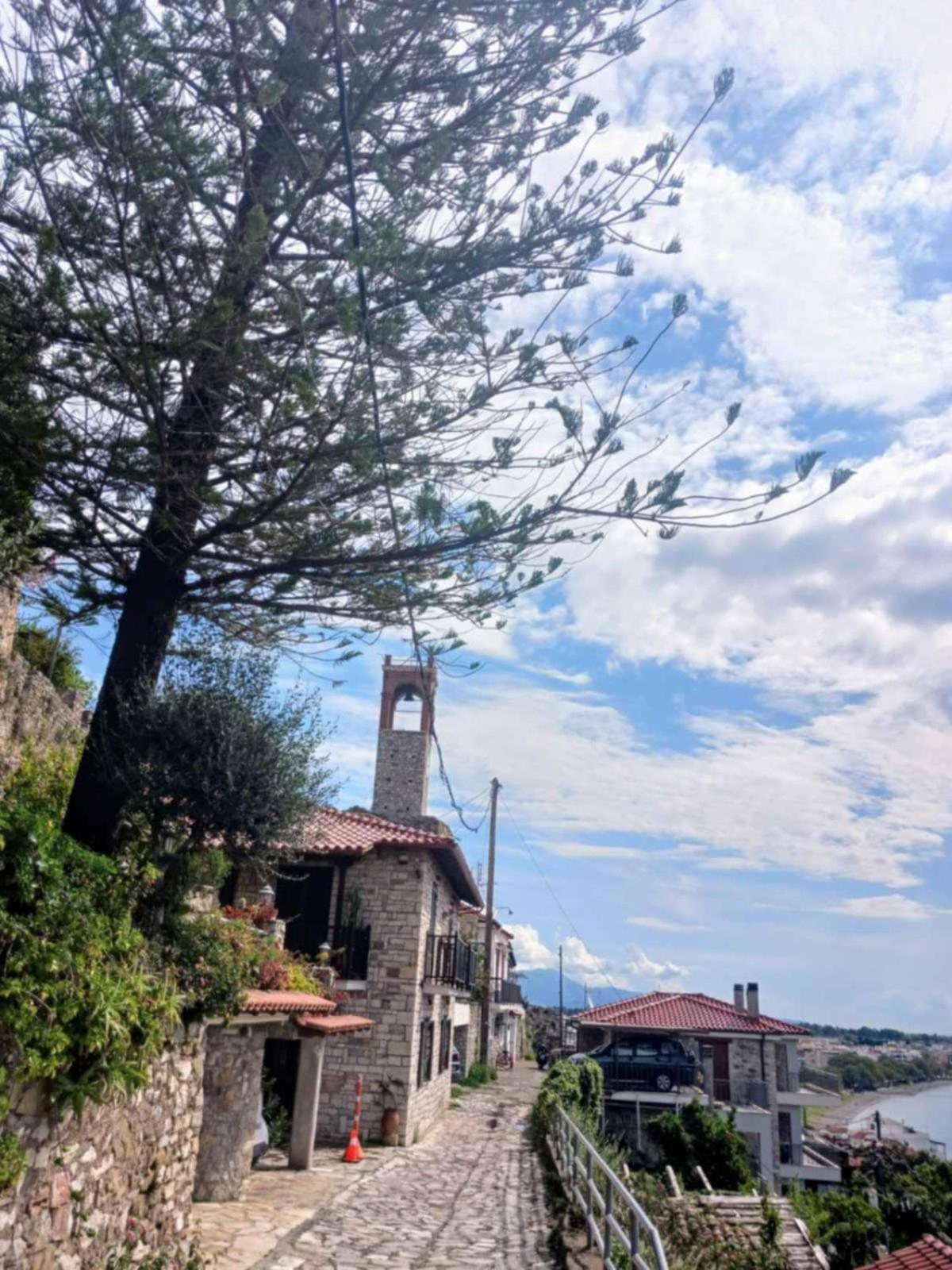 Stone Clock'S House Apartment Nafpaktos Exterior photo